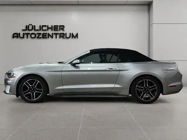 Gebraucht Ford Mustang 317 PS (233 kW) 2022 Grau Cabrio