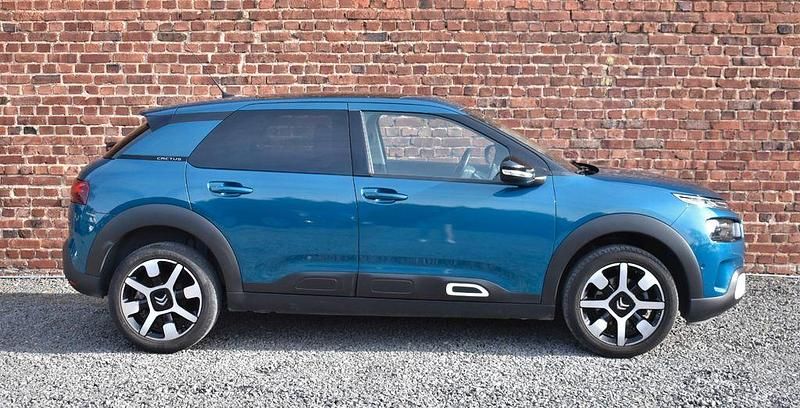 Gebraucht Citroën C4 131 PS (96 kW) 2018 Blau SUV