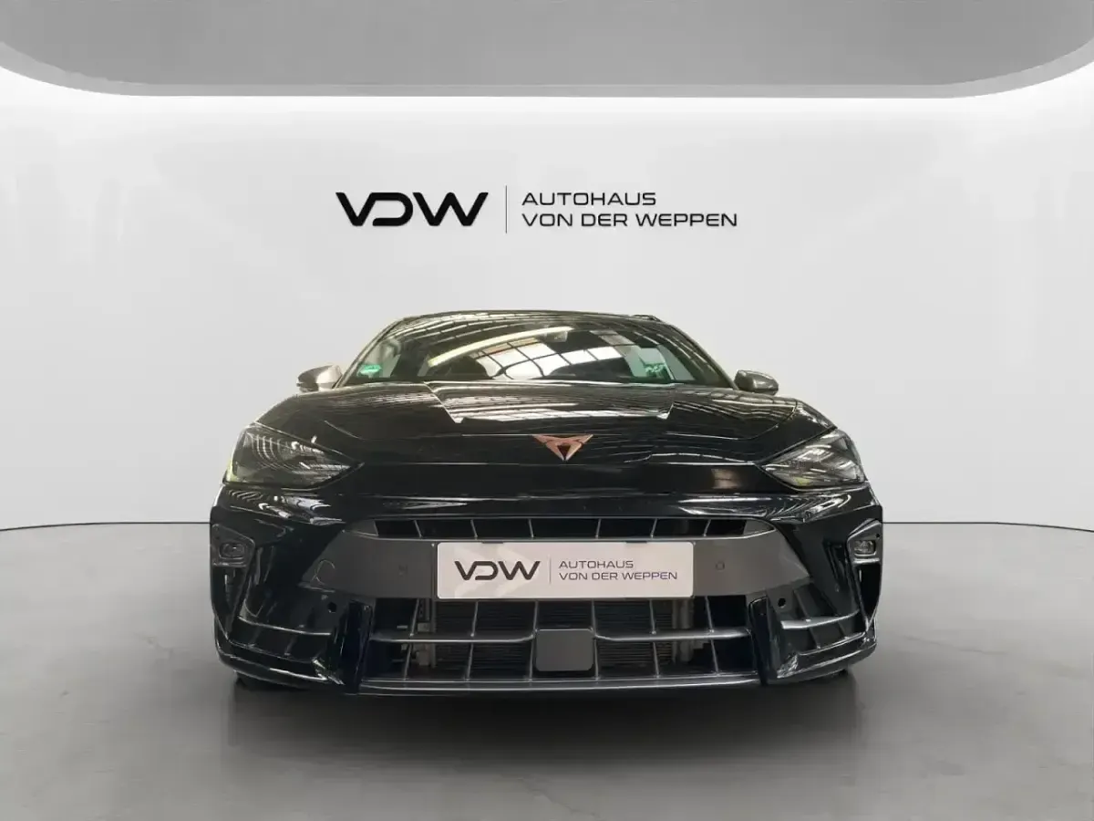 Gebraucht Cupra Leon 150 PS (110 kW) 2025 Schwarz Kombi