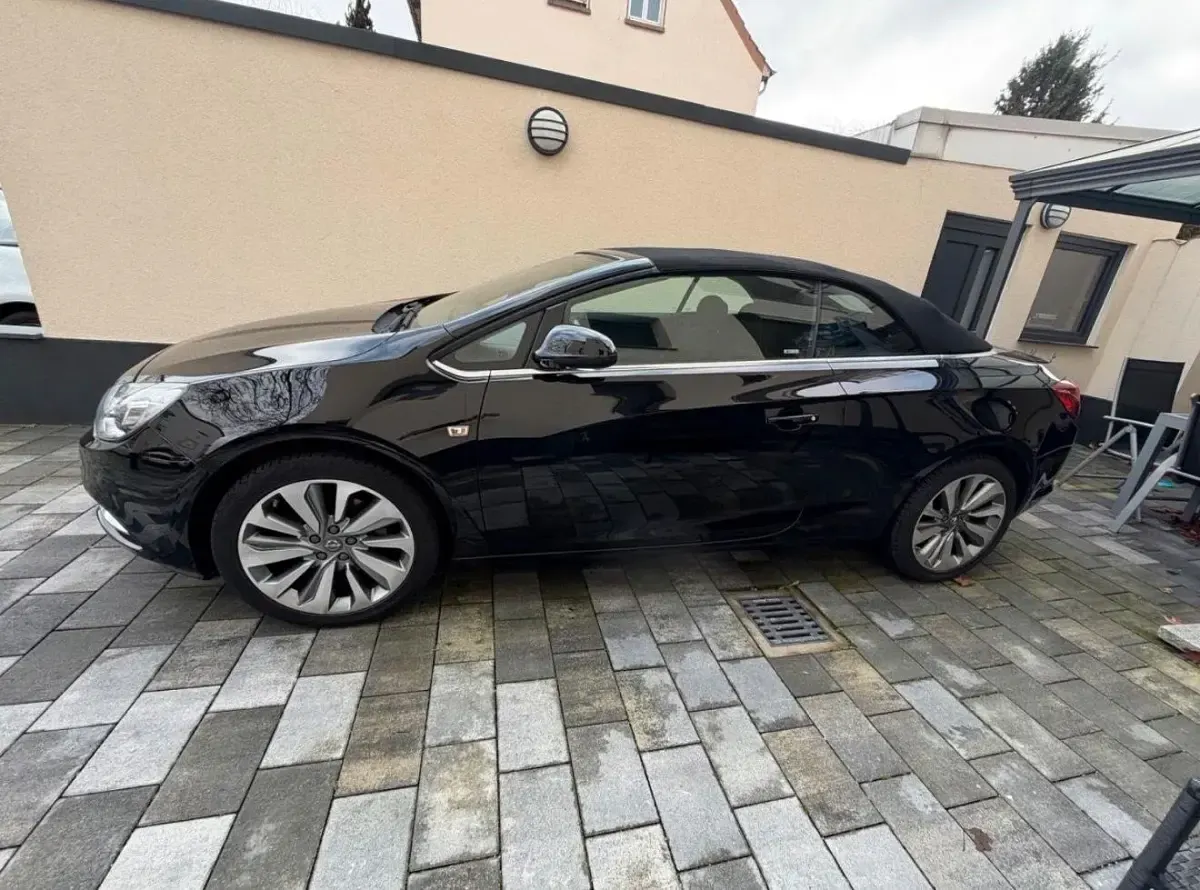 Gebraucht Opel Cascada 200 PS (147 kW) 2018 Schwarz Cabrio