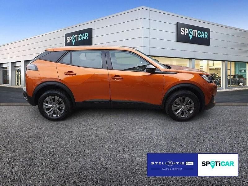 Gebraucht Peugeot 2008 Active 101 PS (74 kW) 2023 Orange SUV
