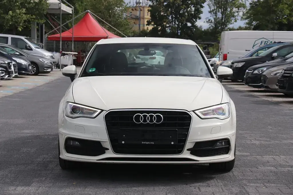Gebraucht Audi A3 S-Line 150 PS (110 kW) 2015 Weiß Limousine