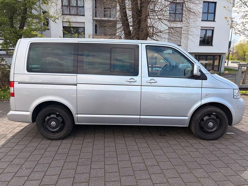 Gebraucht VW T5 Startline 131 PS (96 kW) 2009 Silber Van