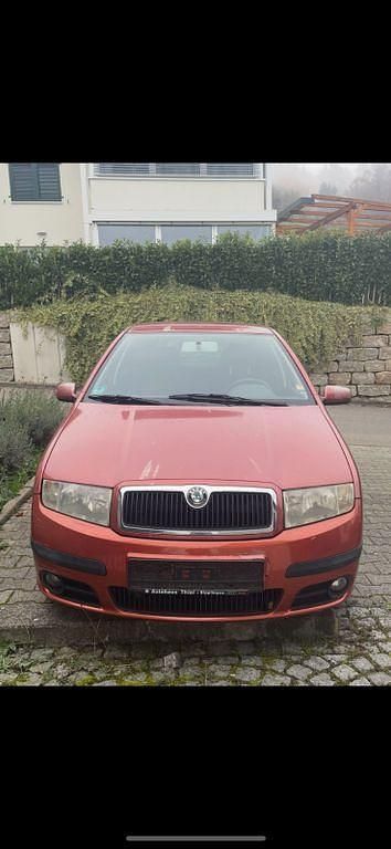 Orange Gebraucht 2007 Skoda Fabia Limousine | 700 € (Superpreis) - Bild 1/4