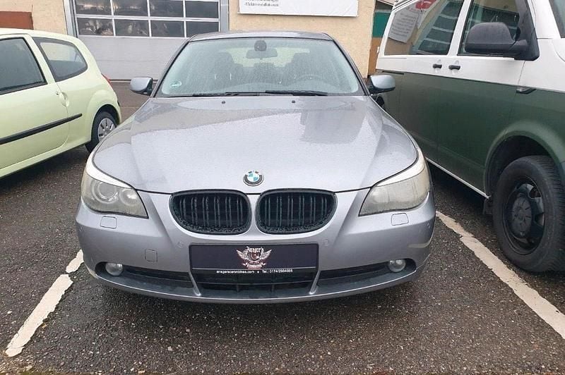 Gebraucht BMW 520 170 PS (125 kW) 2004 Silber Limousine