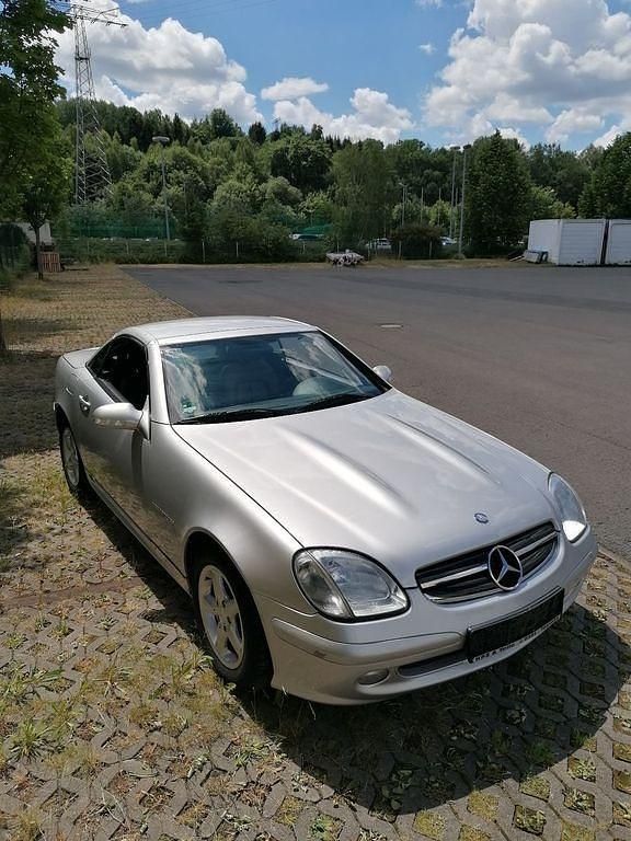 Silber Gebraucht 2002 Mercedes SLK200 Cabrio | 3.500 € (Superpreis) - Bild 1/4
