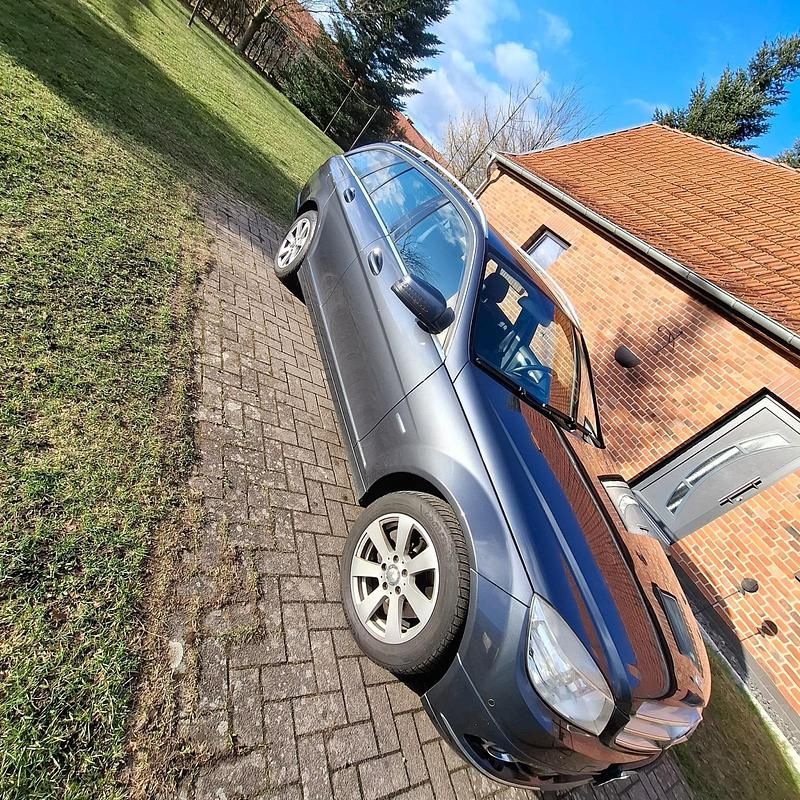Gebraucht Mercedes C200 184 PS (135 kW) 2008 Grau Kombi