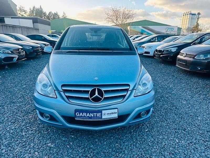 Gebraucht Mercedes B160 95 PS (69 kW) 2009 Horizontblau Van / Kleinbus