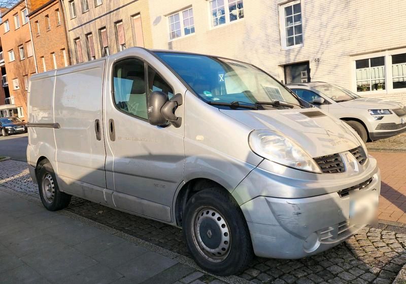Gebraucht Renault Trafic 145 PS (106 kW) 2007 Van / Kleinbus