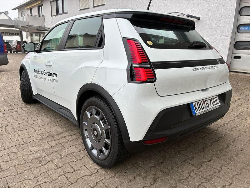 Nowe Renault R5 Evolution 89 kW (122 KM) 2025 Biały Hatchback