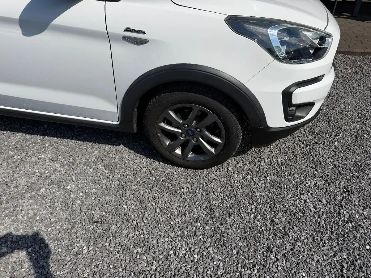 Gebraucht Ford Ka Active 86 PS (63 kW) 2019 Oxford white Limousine