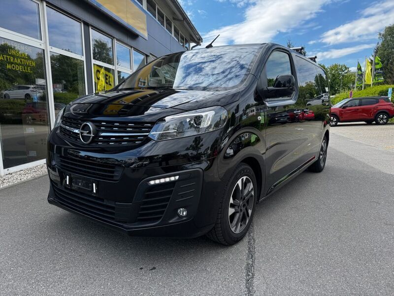 Schwarz Gebraucht 2020 Opel Zafira Life Innovation Van | 34.990 € (Fairer Preis) - Bild 1/4