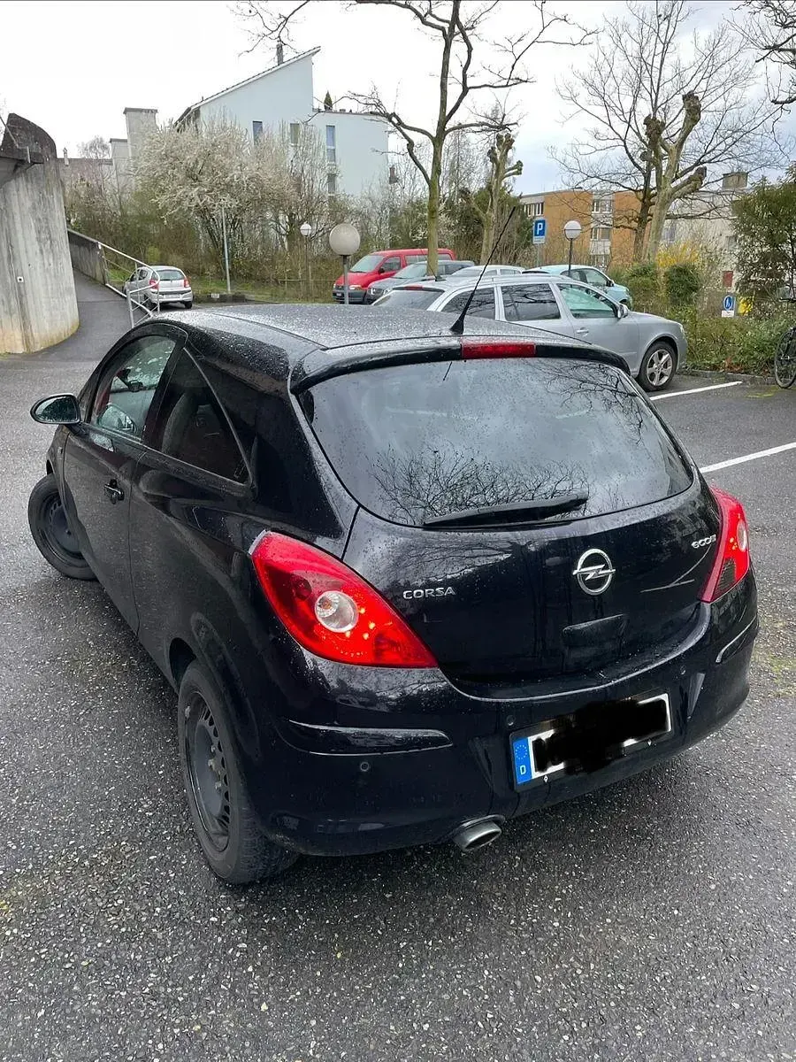 Gebraucht Opel Corsa Selection 87 PS (63 kW) 2011 Schwarz Kleinwagen
