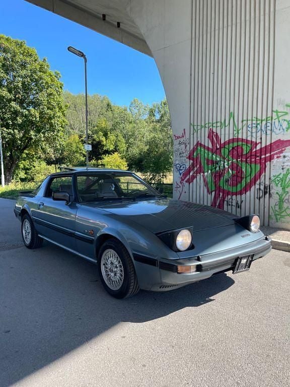 Blau Gebraucht 1984 Mazda RX7 Kleinwagen | 6.900 € - Bild 1/4