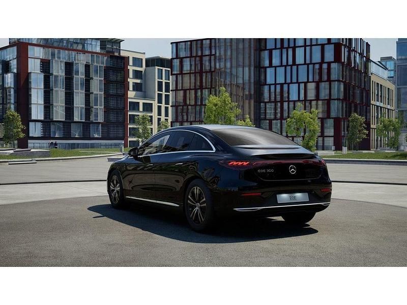 Gebraucht Mercedes EQE300 Advanced Plus 180 kW (245 PS) 2022 Schwarz Limousine
