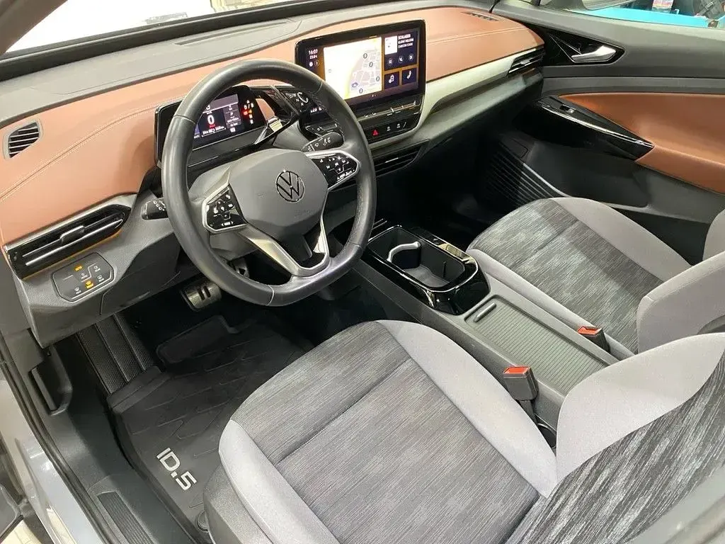 Usata VW ID.5 Pro Performance 150 kW (204 CV) 2023 Grigio SUV