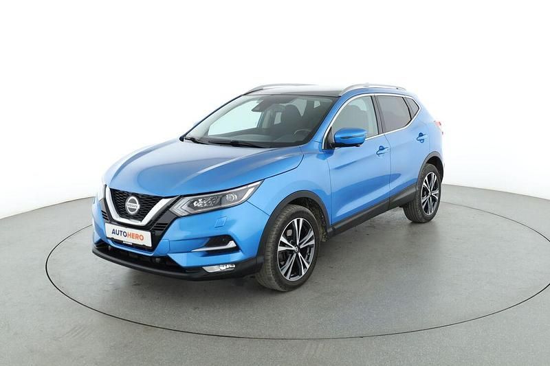 Blau Gebraucht 2019 Nissan Qashqai N-Connecta SUV | 18.020 € (Fairer Preis) - Bild 1/3