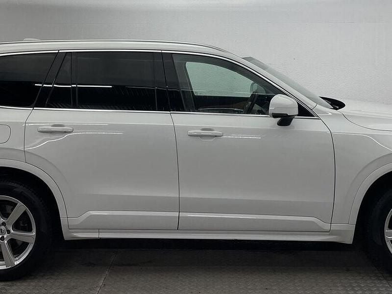 Gebraucht Volvo XC90 Pro 235 PS (172 kW) 2022 Ice white solid SUV