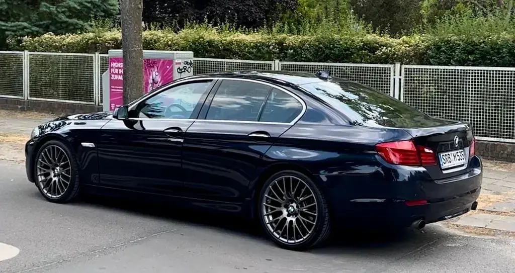 Gebraucht BMW 535 Performance 306 PS (225 kW) 2010 Blau Limousine