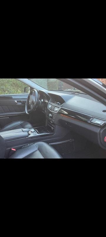 Gebraucht Mercedes E350 2012 Schwarz Kombi