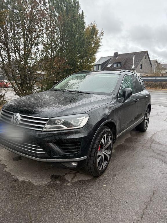 Gebraucht VW Touareg 204 PS (150 kW) 2016 Schwarz SUV