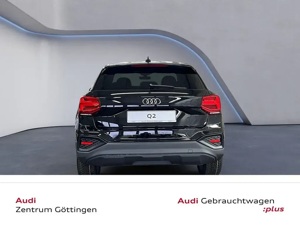 Gebraucht Audi Q2 Sport 116 PS (85 kW) 2026 Schwarz SUV