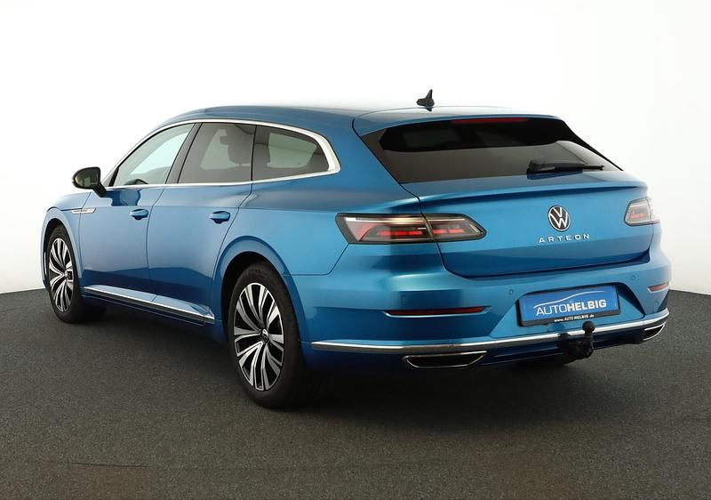 Gebraucht VW Arteon Elegance 200 PS (147 kW) 2022 Eisvogelblau metallic