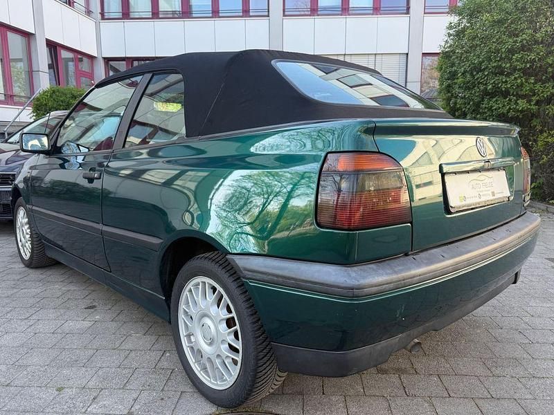 Second-hand VW Golf 90 CP (66 kW) 1995 Verde Cabrio
