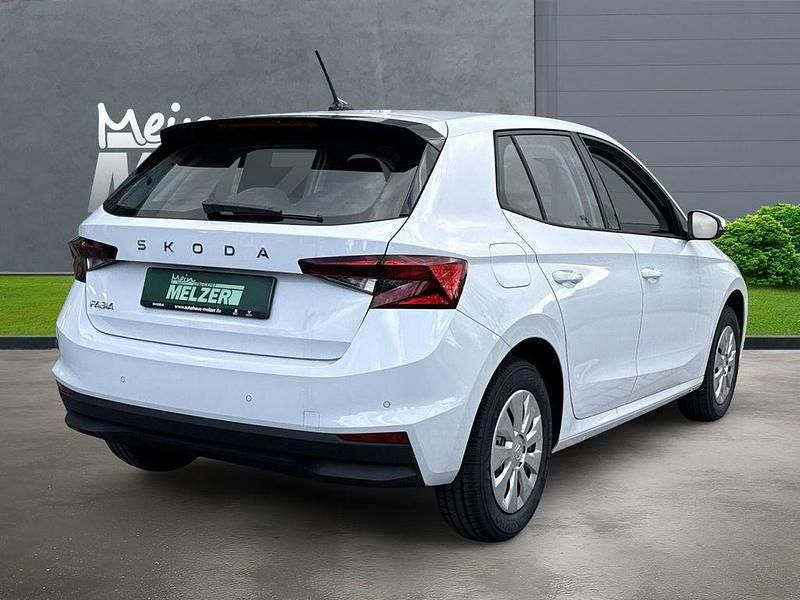 Neu Skoda Fabia Essence 80 PS (58 kW) 2025 Moonweiß Kleinwagen