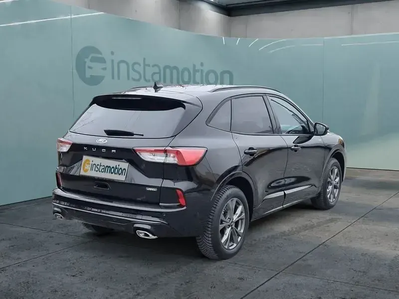 Gebraucht Ford Kuga ST-Line 224 PS (164 kW) 2022 Schwarz SUV