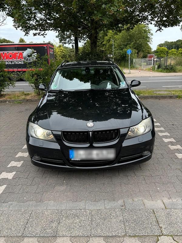 Schwarz Gebraucht 2006 BMW 325 Kombi | 3.300 € (Fairer Preis) - Bild 1/4