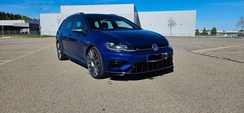 Second-hand VW Golf VII R 310 CP (228 kW) 2017 Albastru Break