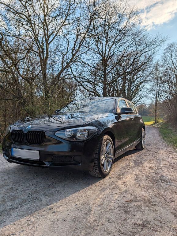 Gebraucht BMW 116 136 PS (100 kW) 2014 Schwarz Kleinwagen