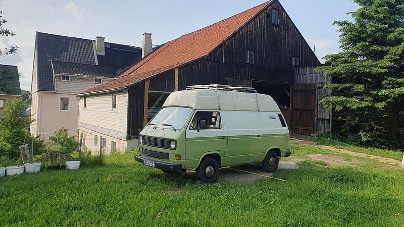 Grün Gebraucht 1988 VW T3 Van | 5.200 € - Bild 1/4