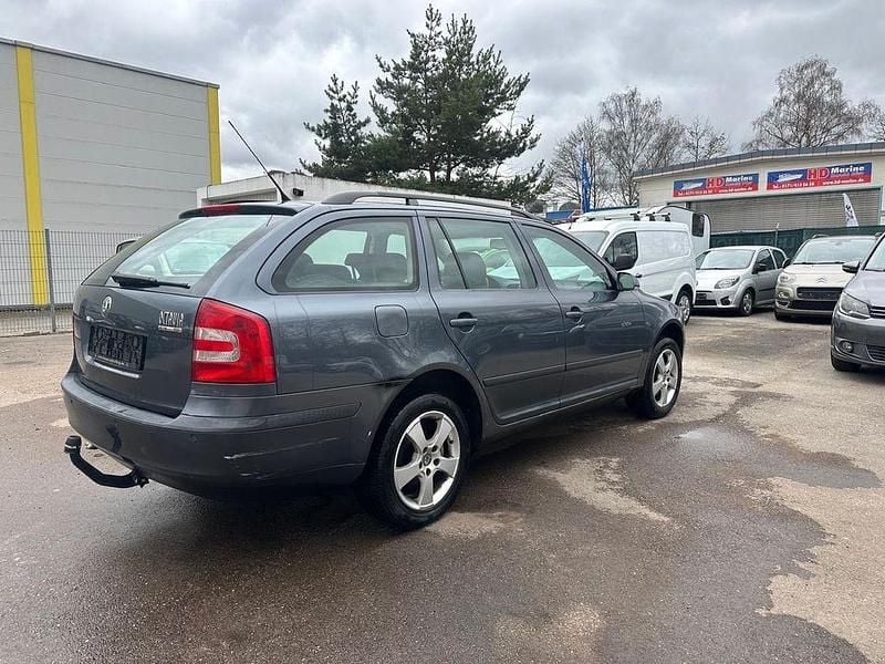 Gebraucht Skoda Octavia Elegance 140 PS (102 kW) 2006 Grau Kombi