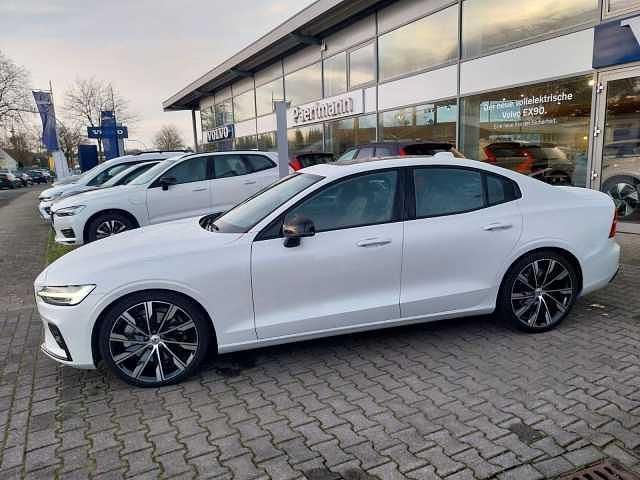 Gebraucht Volvo S60 184 PS (135 kW) 2023 Limousine