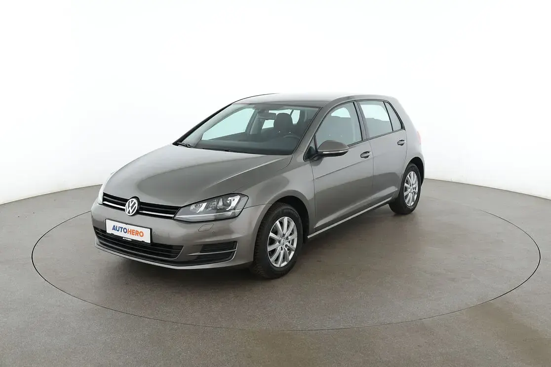 Gebraucht VW Golf VII Comfortline 2016 Limousine