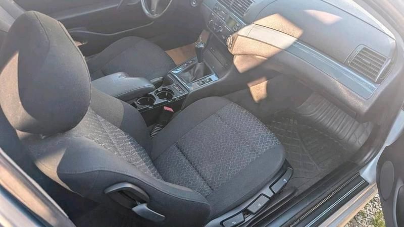 Usado BMW 316 116 HP (85 kW) 2004 Prateado Coupé