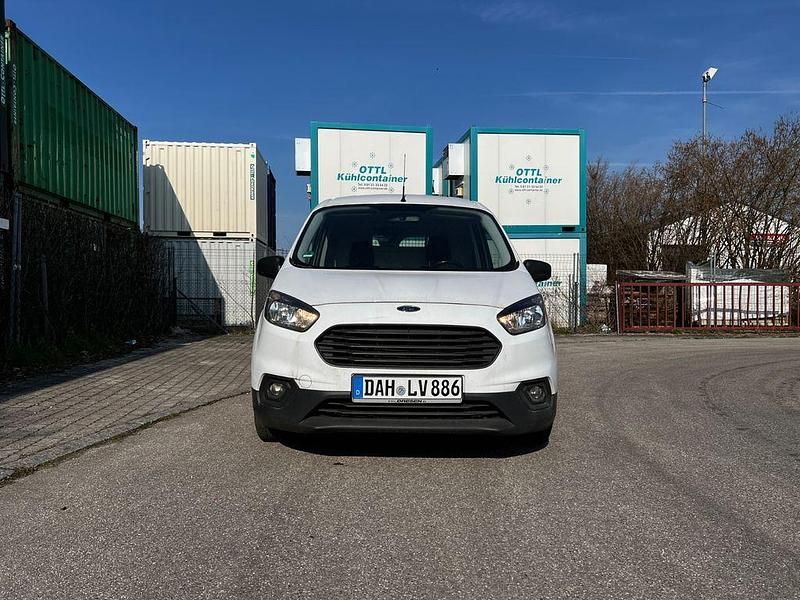 Gebraucht Ford Transit 75 PS (55 kW) 2019 Weiß SUV