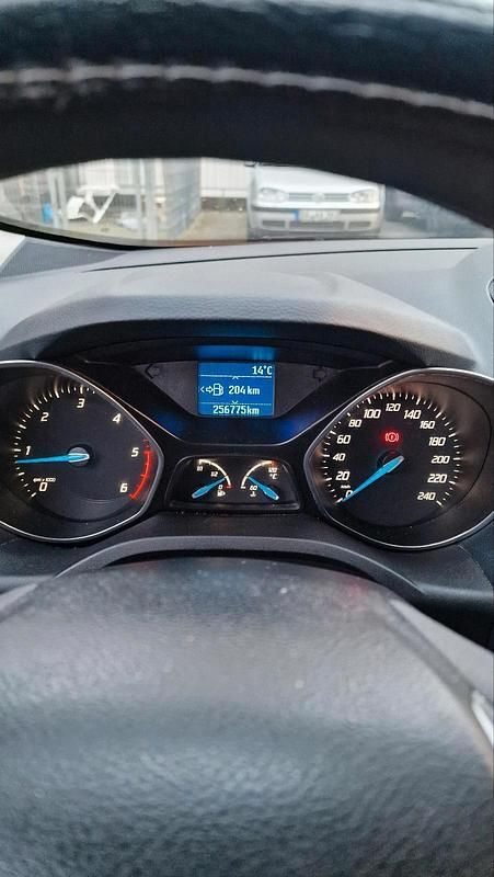 Gebraucht Ford C-MAX 116 PS (85 kW) 2011 Orange Van / Kleinbus