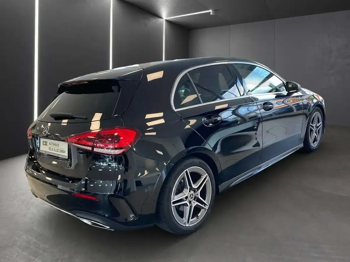 Gebraucht Mercedes A180 AMG 136 PS (100 kW) 2019 Schwarz Limousine