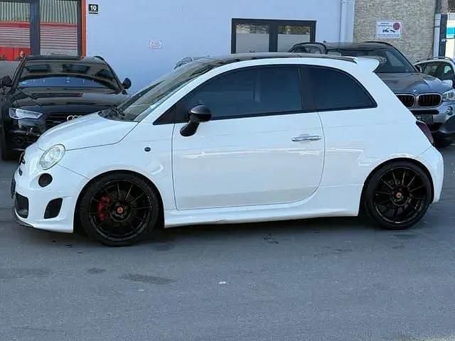 Usado Abarth 595 250 HP (183 kW) 2011 Branco Citadino