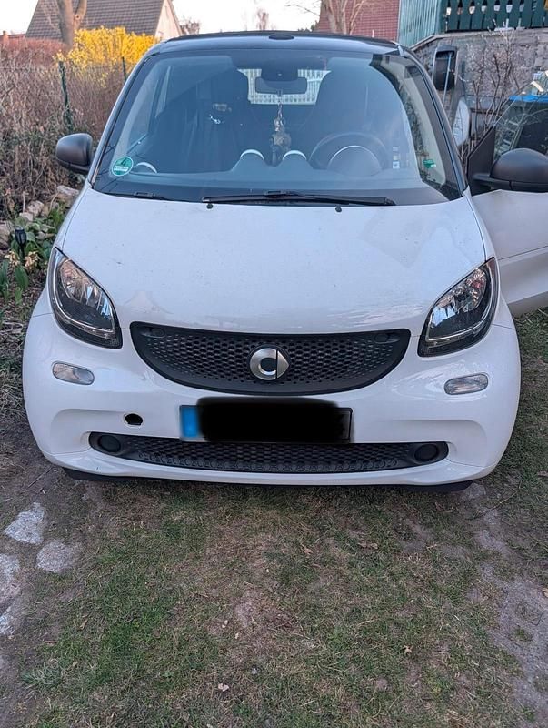 Gebraucht Smart ForTwo Cabrio 71 PS (52 kW) 2018 Weiß Cabrio