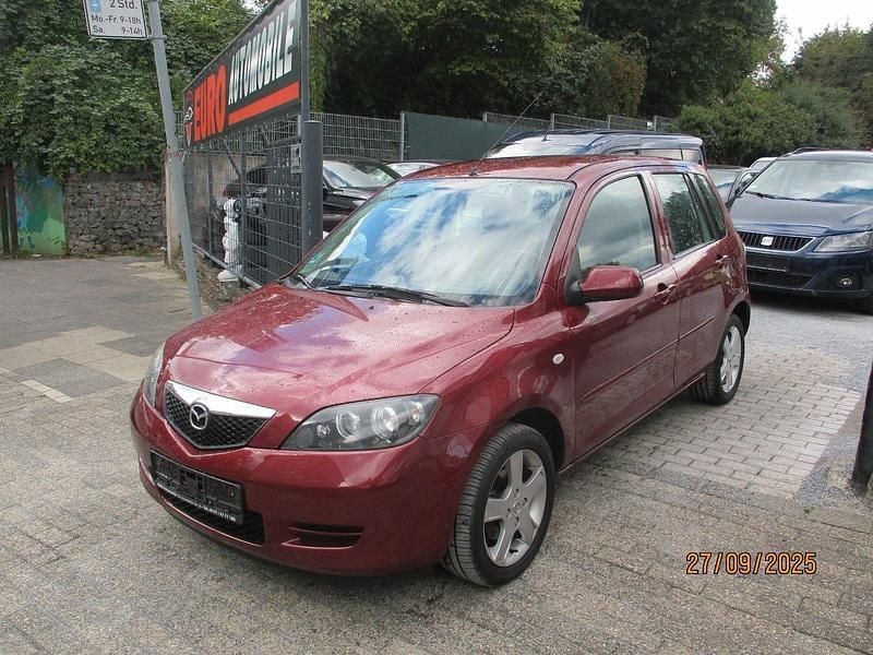 Rot Gebraucht 2006 Mazda 2 Active Kleinwagen | 2.650 € (Fairer Preis) - Bild 1/4