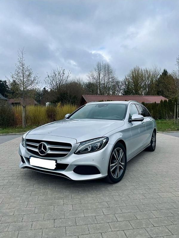Gebraucht Mercedes C250 204 PS (150 kW) 2017 Grau Kombi