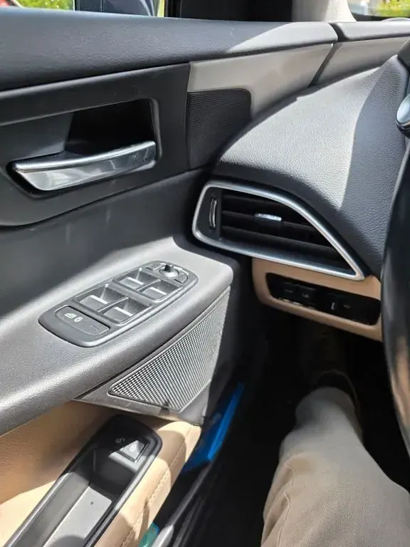 Gebraucht Jaguar XE Prestige 163 PS (119 kW) 2017 Blau Limousine
