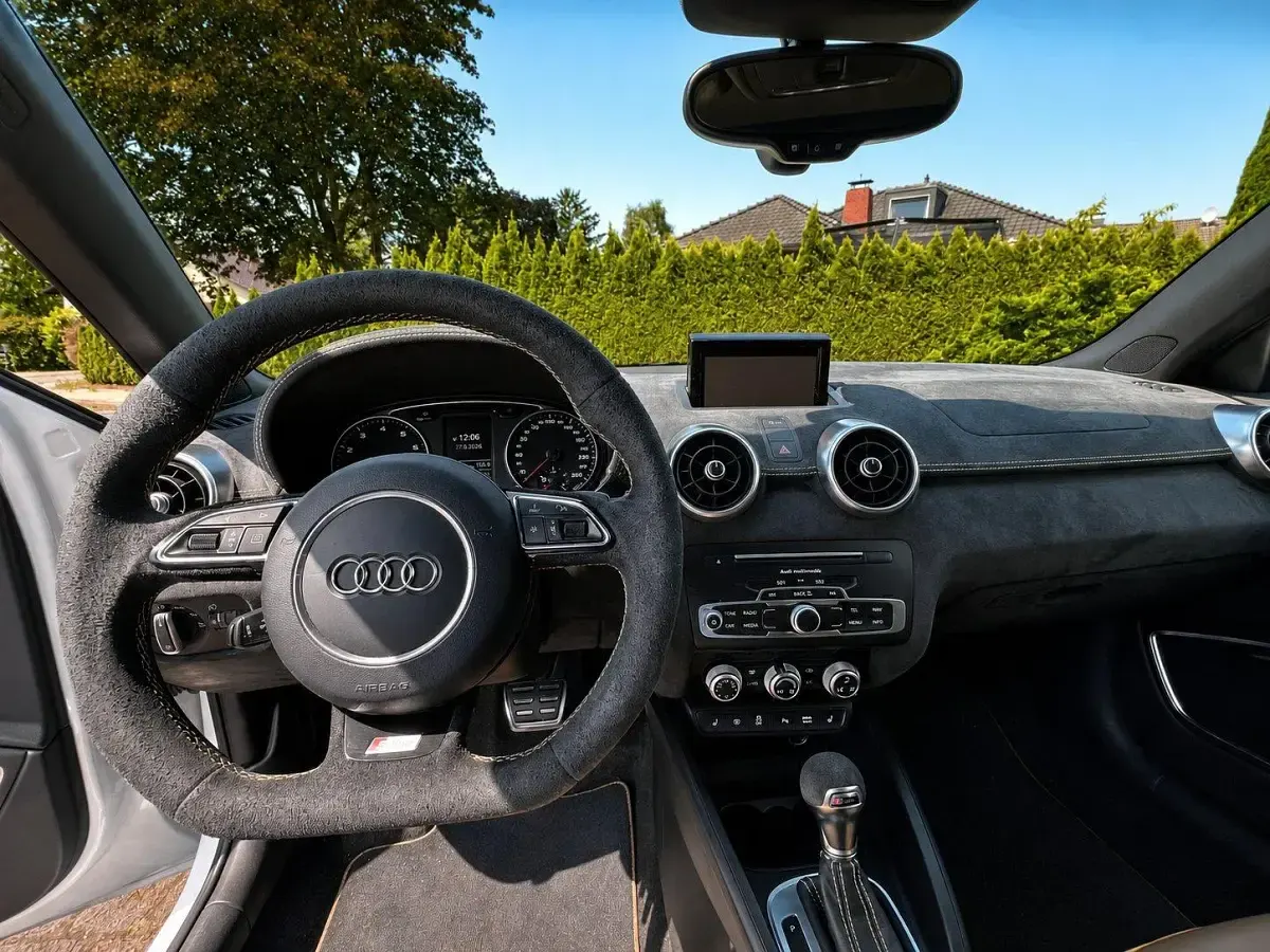 Gebraucht Audi A1 Sportback S-line plus 192 PS (141 kW) 2016 Weiß Kleinwagen