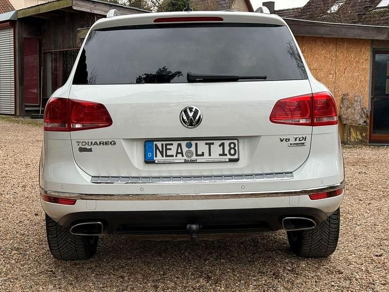 Gebraucht VW Touareg 204 PS (150 kW) 2015 Weiß SUV