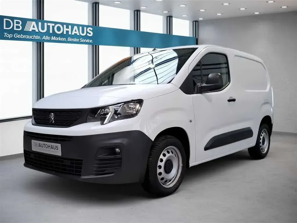 Gebraucht Peugeot Partner Premium 102 PS (75 kW) 2021 Van / Kleinbus