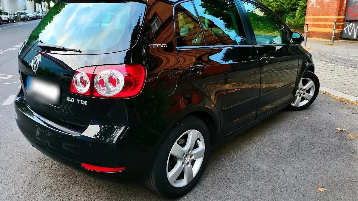 Gebraucht VW Golf VI Team 140 PS (102 kW) 2010 Schwarz Kleinwagen